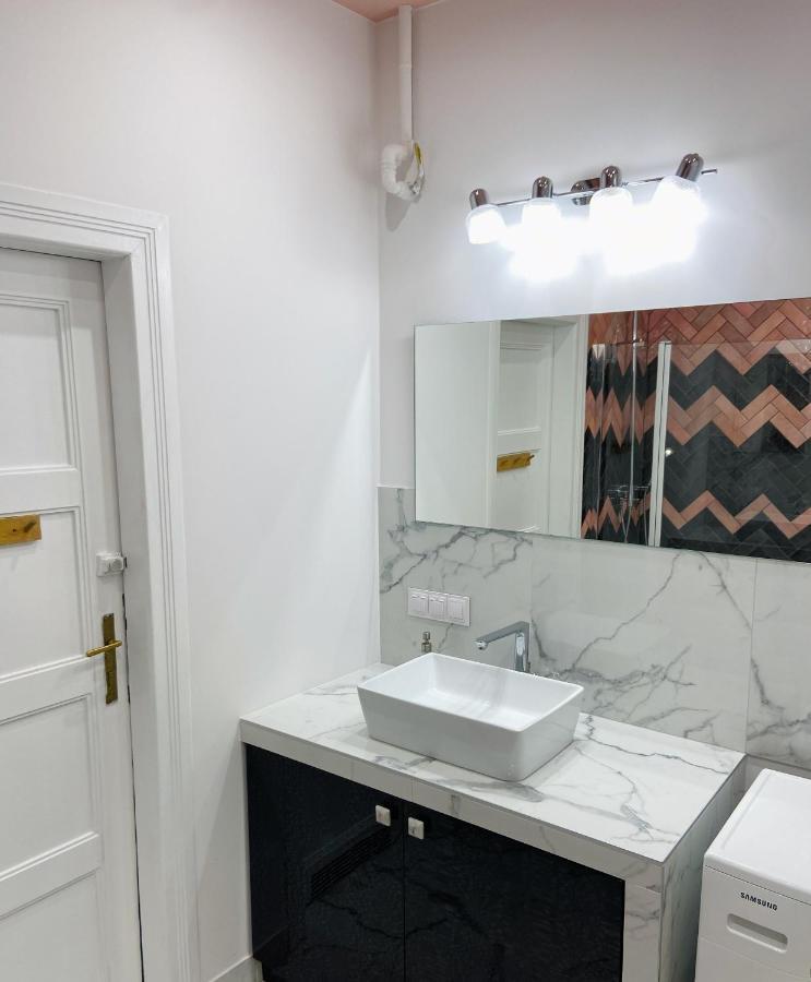 Tenement Apartment 90M2 City Center Krakow Bagian luar foto