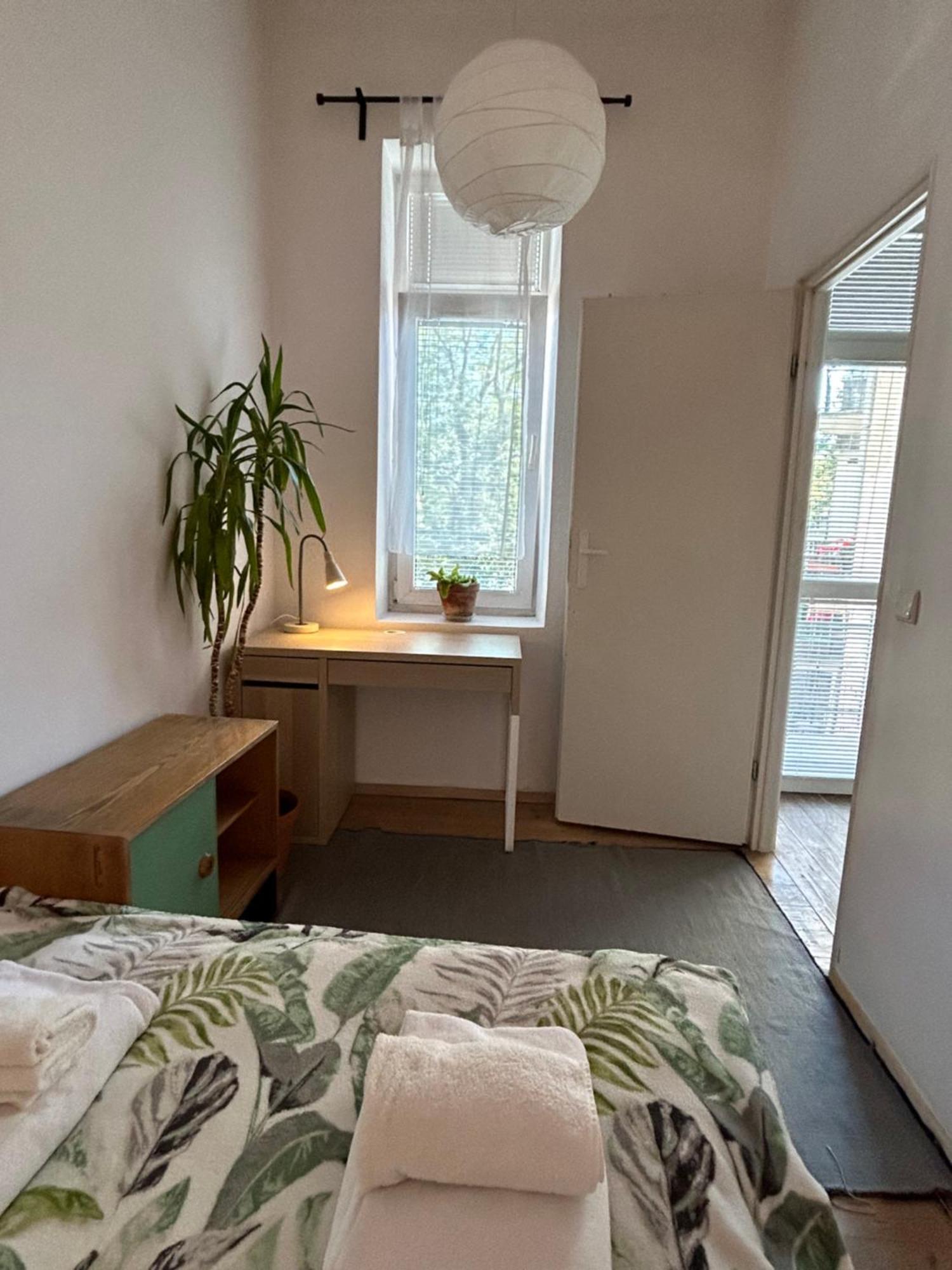 Tenement Apartment 90M2 City Center Krakow Bagian luar foto